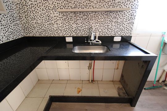 Cozinha de apartamento para alugar com 2 quartos, 47m² em Jardim Carandá, Sorocaba