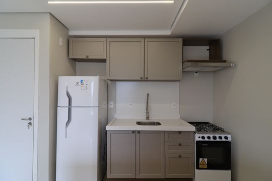 Cozinha de apartamento à venda com 2 quartos, 40m² em Vila Marari, São Paulo