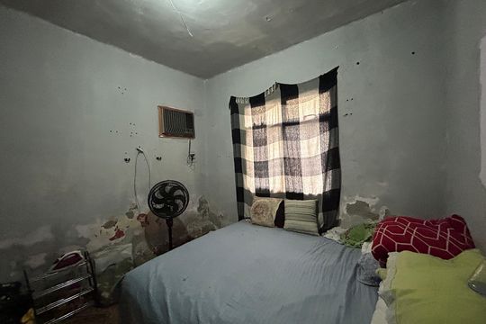 Quarto de casa à venda com 1 quarto, 336m² em Realengo, Rio de Janeiro
