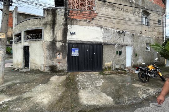 Fachada + Placa de casa à venda com 1 quarto, 336m² em Realengo, Rio de Janeiro