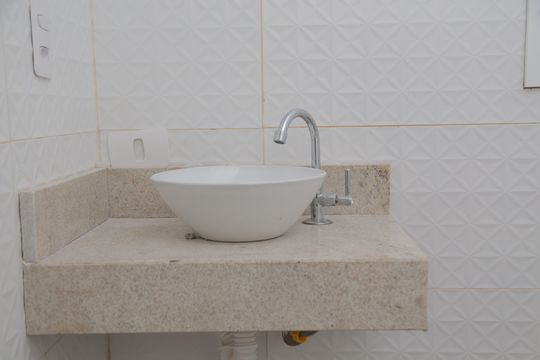 Banheiro de apartamento à venda com 2 quartos, 35m² em Cidade Líder, São Paulo