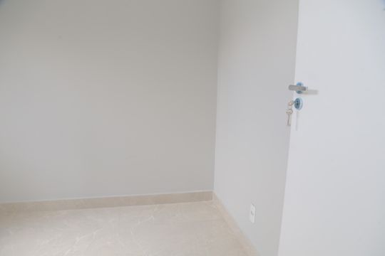 Quarto 1 de apartamento à venda com 2 quartos, 35m² em Cidade Líder, São Paulo