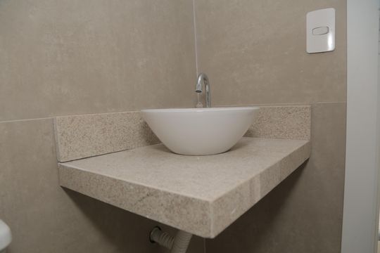 Banheiro - torneira de apartamento à venda com 2 quartos, 35m² em Cidade Líder, São Paulo