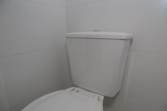 Banheiro de apartamento à venda com 2 quartos, 35m² em Cidade Líder, São Paulo