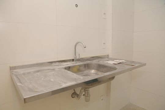 Cozinha de apartamento para alugar com 2 quartos, 35m² em Cidade Líder, São Paulo