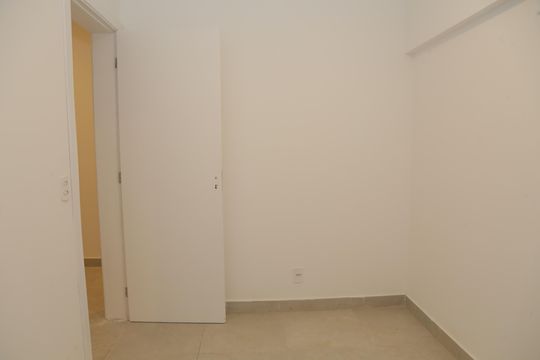Quarto 1 de apartamento para alugar com 2 quartos, 35m² em Cidade Líder, São Paulo