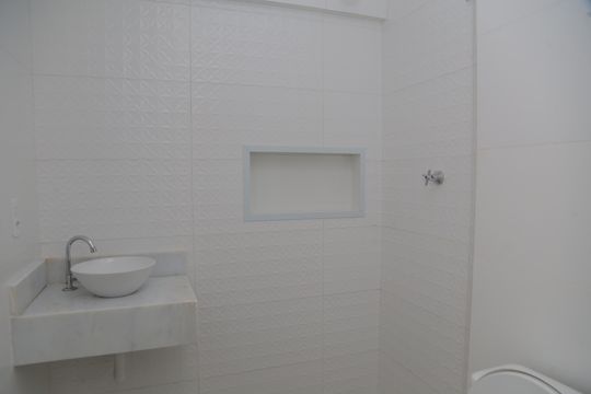 Banheiro de apartamento à venda com 2 quartos, 32m² em Cidade Líder, São Paulo