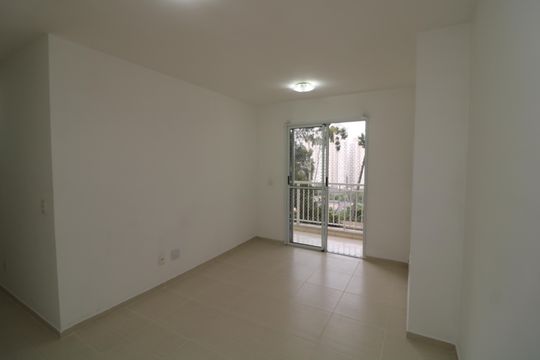 Apartamento para alugar com 2 quartos, 64m² em Vila Paulo Silas, São Paulo