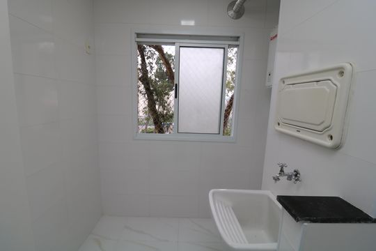 Área de Serviço de apartamento para alugar com 2 quartos, 64m² em Vila Paulo Silas, São Paulo