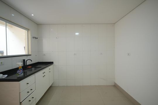 Cozinha de casa à venda com 3 quartos, 93m² em Vila Alice, Santo André