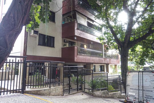 Fachada de apartamento à venda com 4 quartos, 214m² em Freguesia (jacarepaguá), Rio de Janeiro