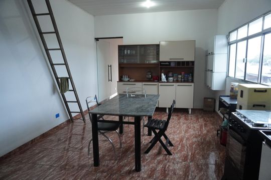 Casa para alugar com 2 quartos, 100m² em Vila Carmosina, São Paulo