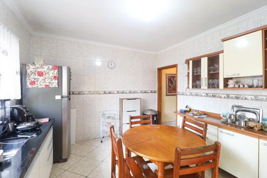Casa para alugar com 3 quartos, 350m² em Jardim Consorcio, São Paulo