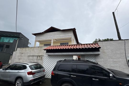 Fachada de casa para alugar com 4 quartos, 190m² em Vargem Pequena, Rio de Janeiro