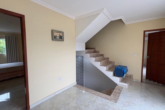 Corredor de casa para alugar com 4 quartos, 190m² em Vargem Pequena, Rio de Janeiro