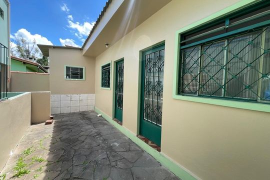 Casa para alugar com 2 quartos, 50m² em Scharlau, São Leopoldo
