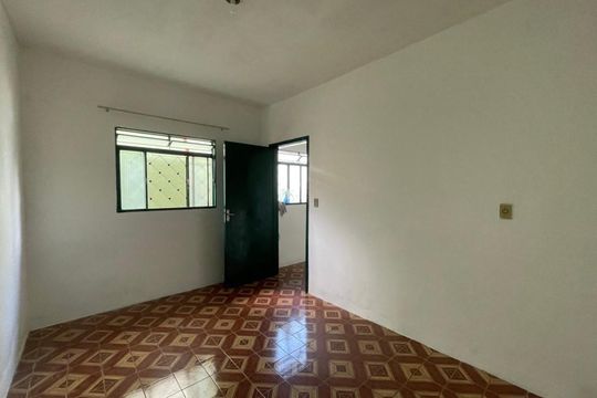 Casa para alugar com 2 quartos, 50m² em Scharlau, São Leopoldo