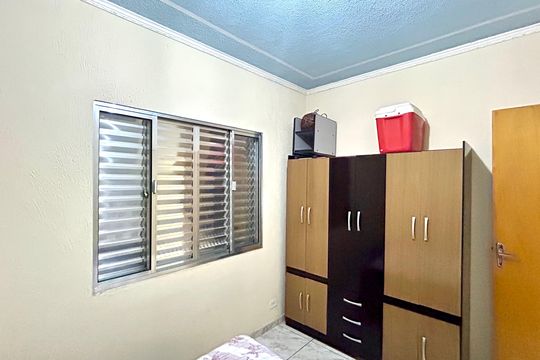 Quarto 1 de casa à venda com 3 quartos, 200m² em Jardim Presidente Dutra, Guarulhos