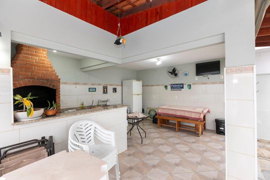 QUINTAL COM CHURRASQUEIRA + PISCINA de casa para alugar com 6 quartos, 438m² em Jardim Chapadão, Campinas