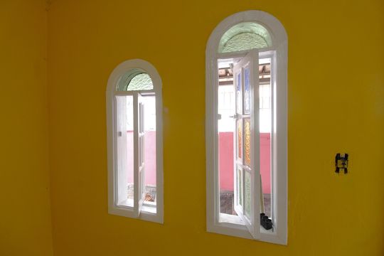 Sala de casa para alugar com 2 quartos, 60m² em Jardim Caiçara, Cabo Frio