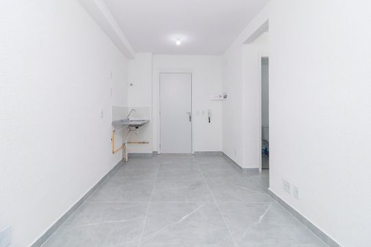 Sala de apartamento para alugar com 2 quartos, 38m² em Jardim São Luís, São Paulo