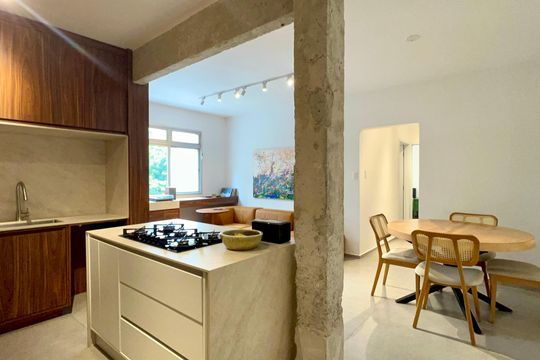 Entrada de apartamento à venda com 2 quartos, 81m² em Jardim Paulista, São Paulo