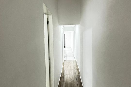 Corredor de casa para alugar com 3 quartos, 100m² em Casa Branca, Santo André