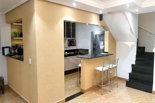 Casa à venda com 3 quartos, 140m² em Vila Pedra Branca, São Paulo