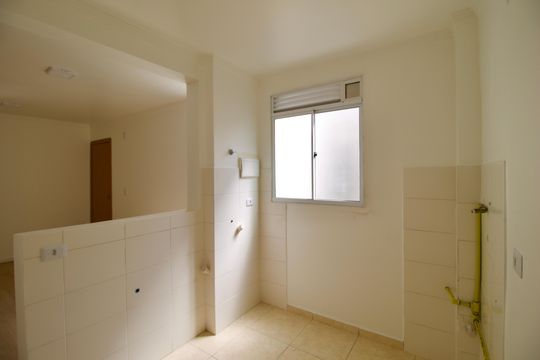 Área de Serviço de apartamento para alugar com 2 quartos, 42m² em Abranches, Curitiba