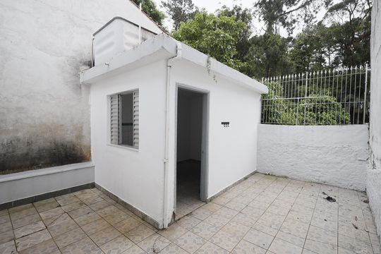 Área de Serviço de casa para alugar com 2 quartos, 90m² em Vila Mazzei, São Paulo