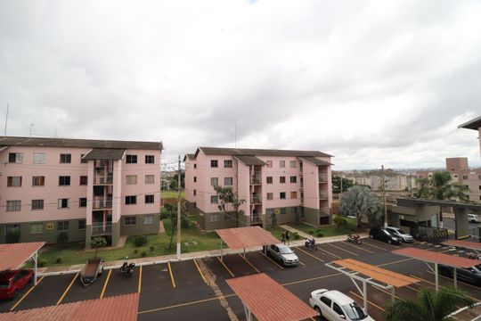 Vista de apartamento para alugar com 2 quartos, 45m² em Mansour, Uberlândia