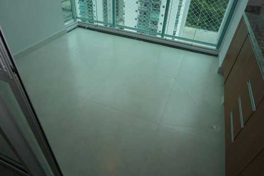 Varanda de apartamento para alugar com 4 quartos, 135m² em Jardim Santa Barbara, Embu das Artes