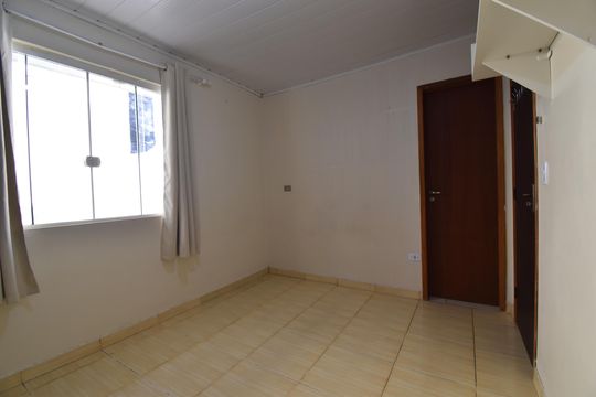 Suíte de casa para alugar com 3 quartos, 120m² em Pinheirinho, Curitiba