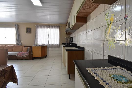 Cozinha de casa à venda com 3 quartos, 120m² em Pinheirinho, Curitiba