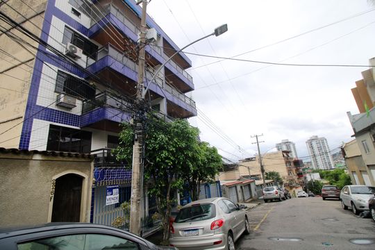 Fachada de apartamento à venda com 2 quartos, 100m² em Vista Alegre, Rio de Janeiro