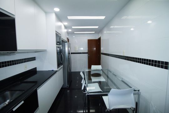 Cozinha de apartamento à venda com 2 quartos, 100m² em Vista Alegre, Rio de Janeiro