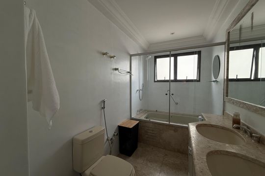 Apartamento à venda com 3 quartos, 185m² em Santa Cecilia, São Paulo
