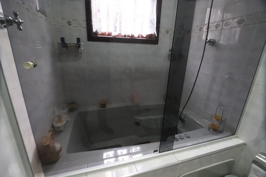 Banheiro da Suíte de casa à venda com 2 quartos, 150m² em Vila Nova, São Paulo
