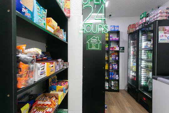 Área comum - Mercadinho  de apartamento para alugar com 2 quartos, 38m² em Cidade Antônio Estêvão de Carvalho, São Paulo
