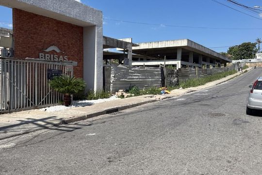 Fachada de apartamento para alugar com 2 quartos, 41m² em Centro, Ribeirão das Neves