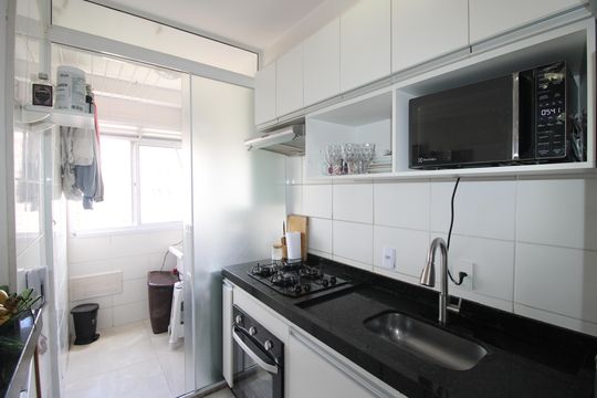 Cozinha de apartamento para alugar com 2 quartos, 46m² em Colônia (zona Leste), São Paulo