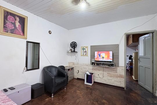 Casa à venda com 2 quartos, 132m² em Vila Santana, São Paulo