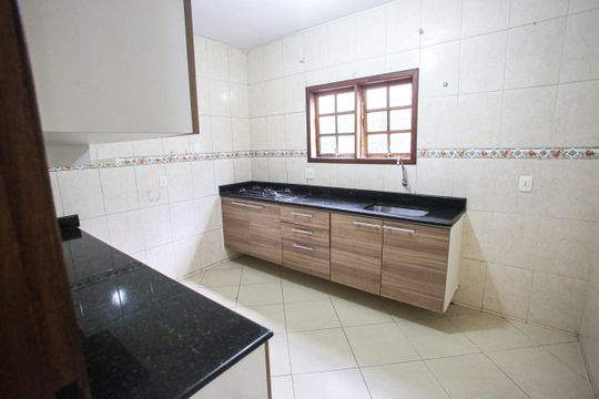 Cozinha de casa para alugar com 4 quartos, 176m² em Taquara, Rio de Janeiro
