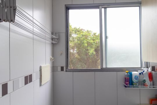 Área de Serviço de apartamento para alugar com 2 quartos, 49m² em Loteamento Parque São Martinho, Campinas