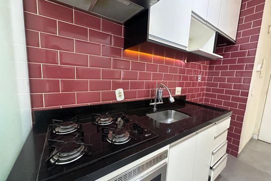 Cozinha de apartamento à venda com 2 quartos, 59m² em Jardim Belval, Barueri