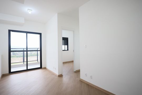 Sala de apartamento à venda com 2 quartos, 46m² em Km 18, Osasco