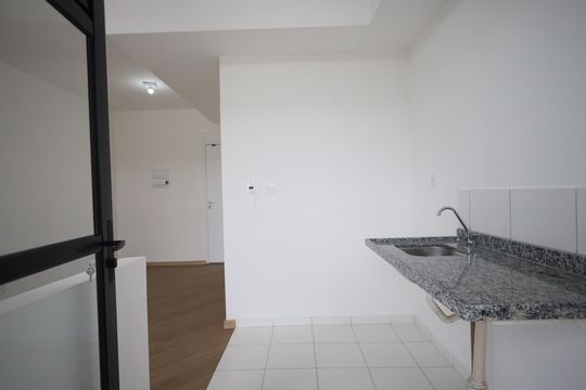 Cozinha de apartamento à venda com 2 quartos, 46m² em Km 18, Osasco