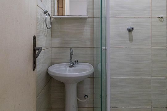 Banheiro Suíte de casa para alugar com 2 quartos, 75m² em Vila Brasil, São Paulo