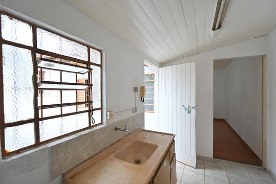 Cozinha de casa para alugar com 1 quarto, 20m² em Vila Clementino, São Paulo