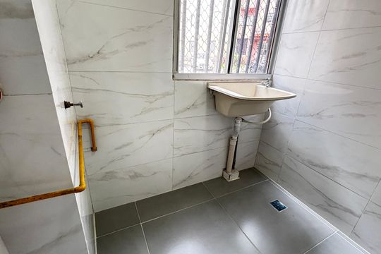 Área de Serviço de apartamento para alugar com 2 quartos, 55m² em Jardim Alzira Franco, Santo André